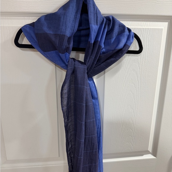 Eileen Fisher Scarf two-tone blue windowpane pattern Made in India - Picture 3 of 6